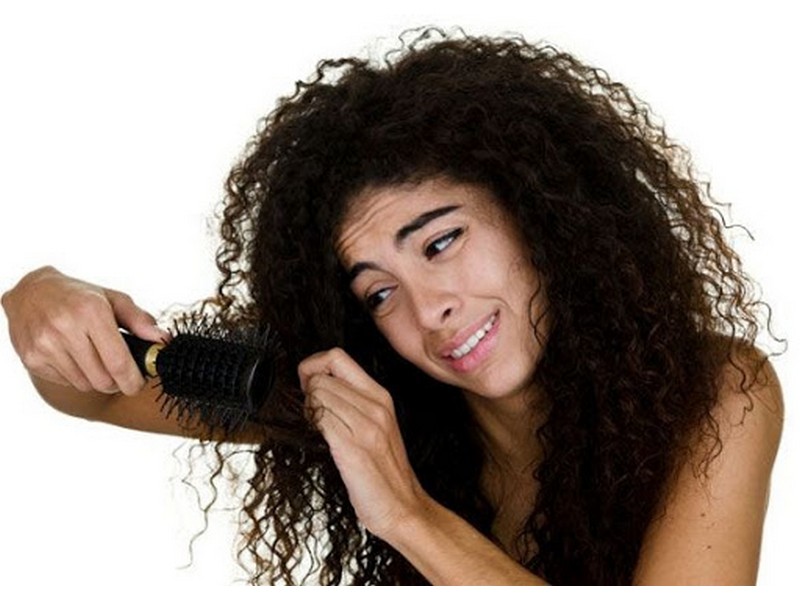 tips-for-taking-care-of-curly-hair-extensions-3