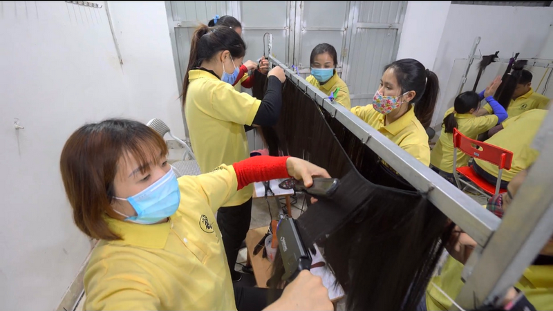 Virgin-Brazilian-Clip-In-Hair-Extensions