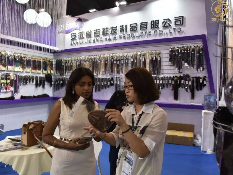 Factors to consider when looking for good hair vendors to start a business