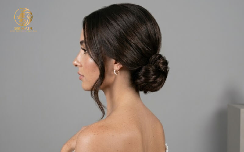 how-to-style-hair-extensions-low-bun